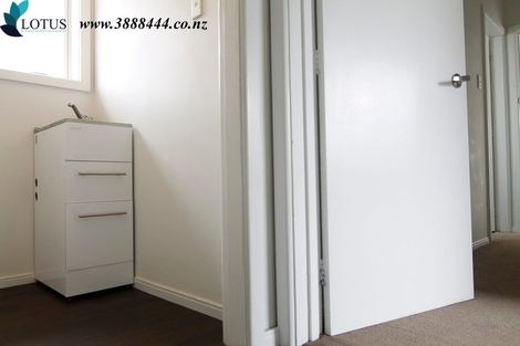 Photo of property in 39 Prestons Road, Redwood, Christchurch, 8051