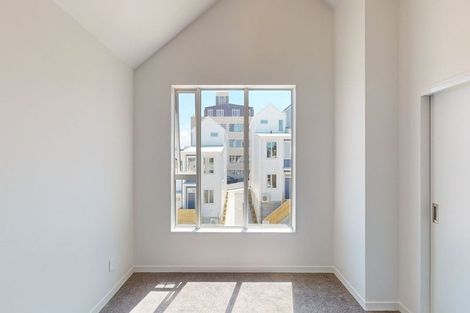 Photo of property in 12/30 Pirie Street, Mount Victoria, Wellington, 6011