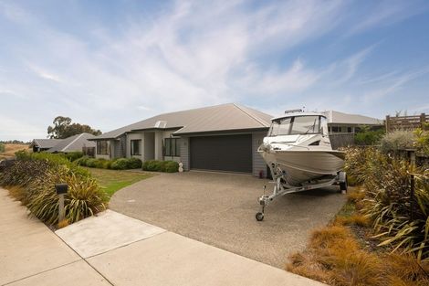 Photo of property in 14 Catherine Road, Mapua, 7005