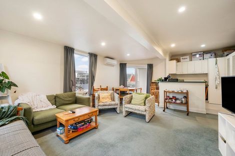 Photo of property in 18d Hill Street, Thorndon, Wellington, 6011