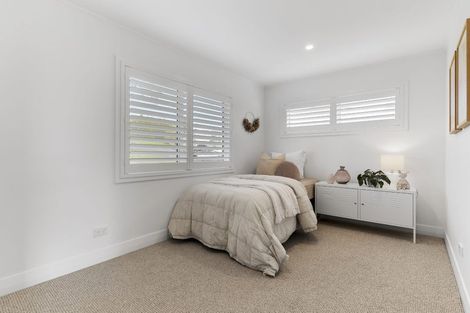 Photo of property in 3 Francis Avenue, Stanmore Bay, Whangaparaoa, 0932