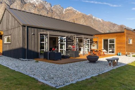 Photo of property in 7 Bretby Court, Jacks Point, Queenstown, 9371