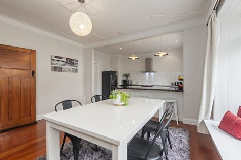 Photo of property in 26 Thomson Street, West End, Palmerston North, 4412