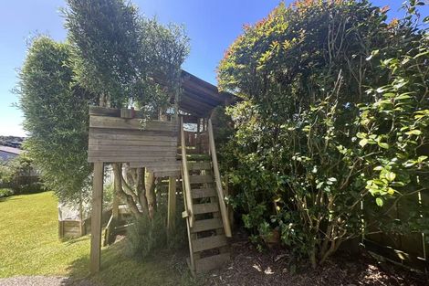 Photo of property in 19 Newhaven Terrace, Mairangi Bay, Auckland, 0630