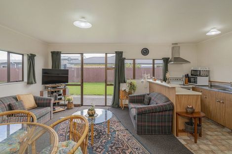 Photo of property in 1a Kenneth Avenue, Whitianga, 3510