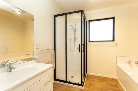 Photo of property in 51b Middleton Road, Upper Riccarton, Christchurch, 8041