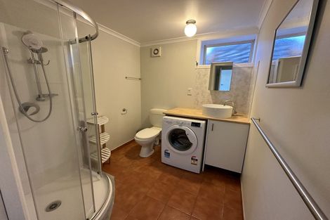 Photo of property in 1 John Gill Road, Cockle Bay, Auckland, 2014