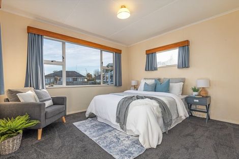 Photo of property in 24 Salisbury Avenue, Terrace End, Palmerston North, 4410