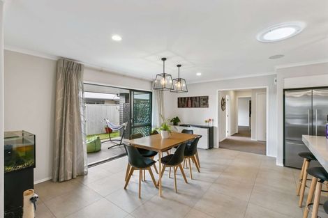 Photo of property in 99 Palm Springs Boulevard, Papamoa Beach, Papamoa, 3118