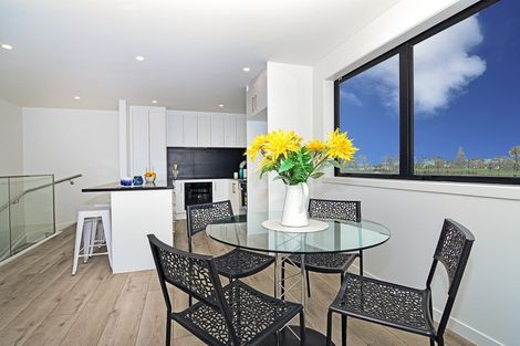 Photo of property in 3 Okohaka Avenue, Glenbrook, Waiuku, 2681