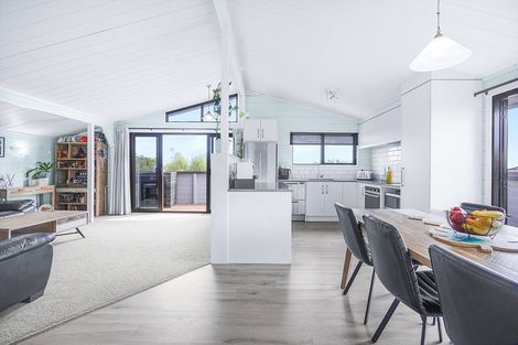 Photo of property in 25a Pohutukawa Drive, Pukete, Hamilton, 3200