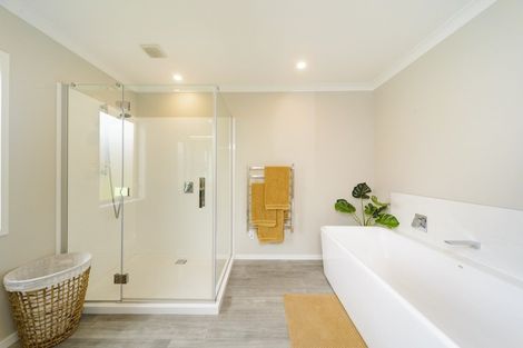 Photo of property in 15 Highland View Drive, Tokomaru, Palmerston North, 4474