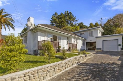 Photo of property in 368 George Street, Stokes Valley, Lower Hutt, 5019