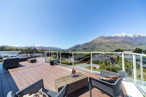 Photo of property in 3 Batsford Lane, Lower Shotover, Queenstown, 9371