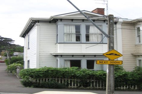 Photo of property in 17 Owen Street, Newtown, Wellington, 6021