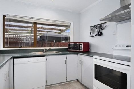 Photo of property in 9 California Drive, Totara Park, Upper Hutt, 5018