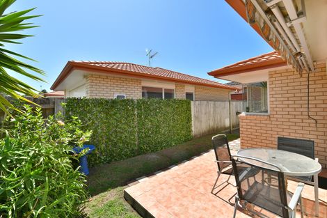 Photo of property in 6a Doment Crescent, Orewa, 0931
