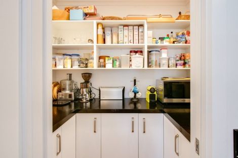 Photo of property in 21 Manganui Place, Te Awa, Napier, 4110