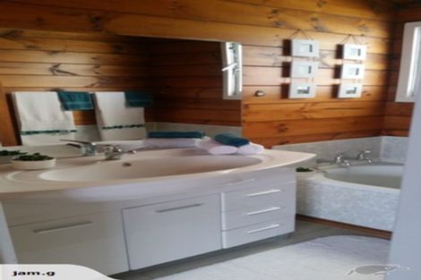 Photo of property in 54 Kaimanawa Street, Kelvin Grove, Palmerston North, 4414