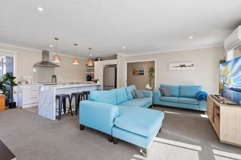 Photo of property in 19a Crescent Road, Otumoetai, Tauranga, 3110