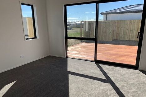Photo of property in 9 Waituna Street, Pegasus, 7612