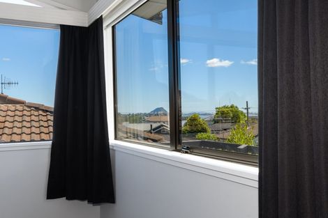 Photo of property in 17 Hairini Street, Hairini, Tauranga, 3112