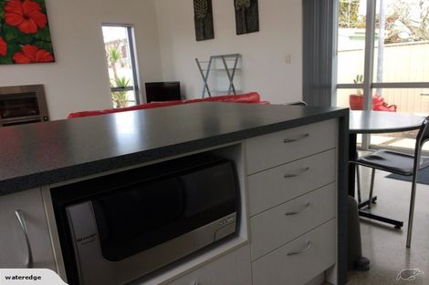 Photo of property in 8 Papaka Road, Ngunguru, Whangarei, 0173