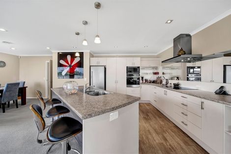 Photo of property in 12 Dolphin Parade, Bell Block, New Plymouth, 4312