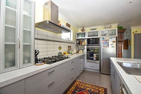 Photo of property in 60 Charles Street, Carterton, 5713