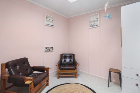 Photo of property in 42 Oxford Road, Lake Rotoma, Rotorua, 3074