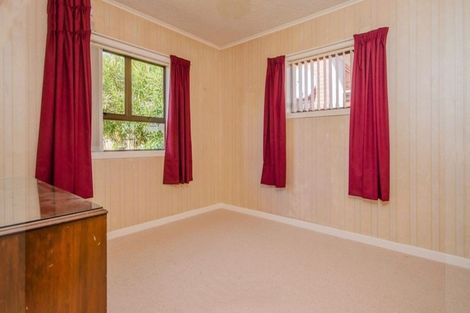 Photo of property in 42 Rogan Street, Mount Roskill, Auckland, 1041