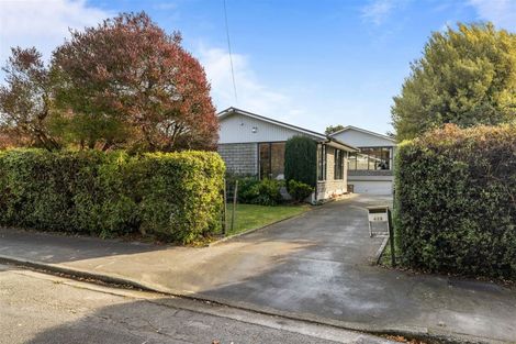 Photo of property in 422 Cashmere Road, Westmorland, Christchurch, 8025
