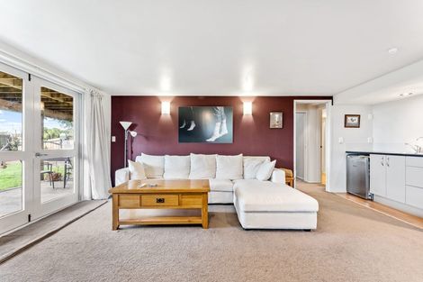 Photo of property in 432 Whangaparaoa Road, Stanmore Bay, Whangaparaoa, 0932
