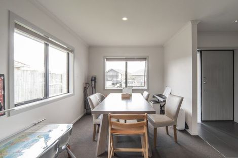 Photo of property in 19 Teatree Close, Huntington, Hamilton, 3210