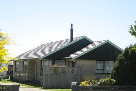 Photo of property in 49 Farquhars Road, Redwood, Christchurch, 8051