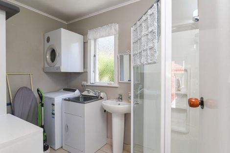 Photo of property in 24 Sandringham Street, Saint Clair, Dunedin, 9012