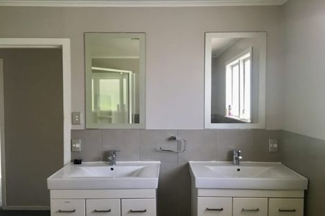 Photo of property in 107 Salamanca Road, Sunnynook, Auckland, 0620