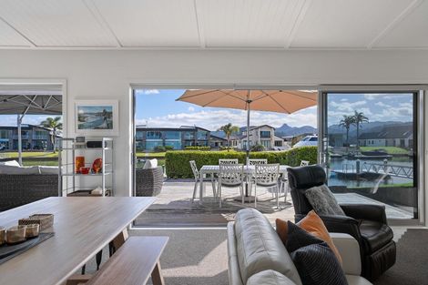 Photo of property in 105 Motu Hei, Pauanui, Hikuai, 3579