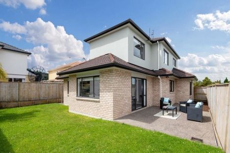 Photo of property in 50 Cyril French Drive, Flat Bush, Auckland, 2016