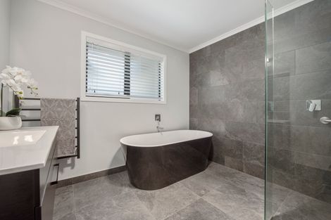 Photo of property in 4 Mary Place, Pyes Pa, Tauranga, 3112