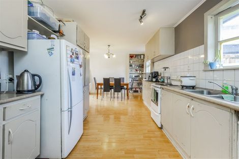 Photo of property in 8 Buller Crescent, Manurewa, Auckland, 2102