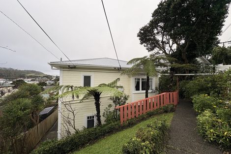 Photo of property in 8 Blythe Street, Berhampore, Wellington, 6023