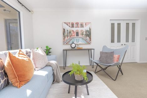 Photo of property in 80 Erlestoke Crescent, Churton Park, Wellington, 6037