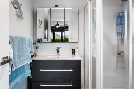 Photo of property in 17 Eyrewell Road, Pegasus, 7612