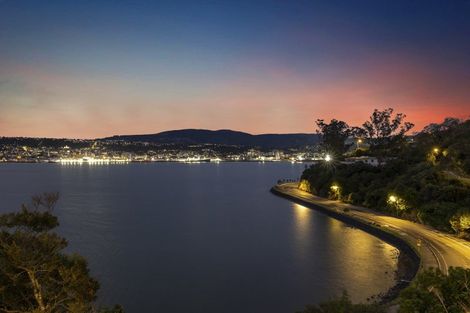 Photo of property in 8a Doon Street, Vauxhall, Dunedin, 9013