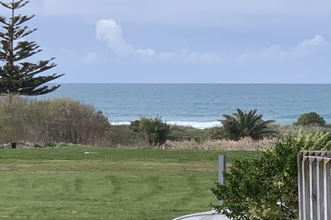 Photo of property in 68 Harper Road, Waimarama, Havelock North, 4294