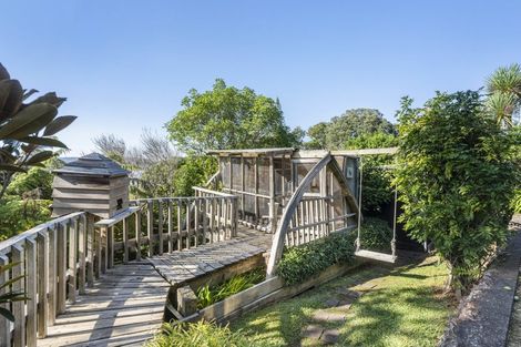 Photo of property in 109c Pah Road, Cockle Bay, Auckland, 2014