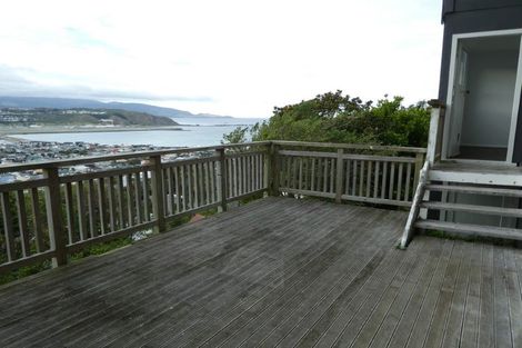 Photo of property in 53 Sutherland Road, Melrose, Wellington, 6023