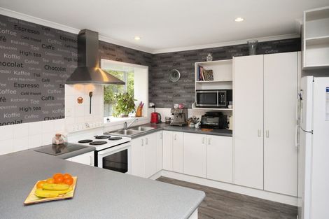 Photo of property in 44a Greenhaven Drive, Burwood, Christchurch, 8083