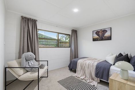 Photo of property in 22 Alastair Avenue, Owhata, Rotorua, 3010